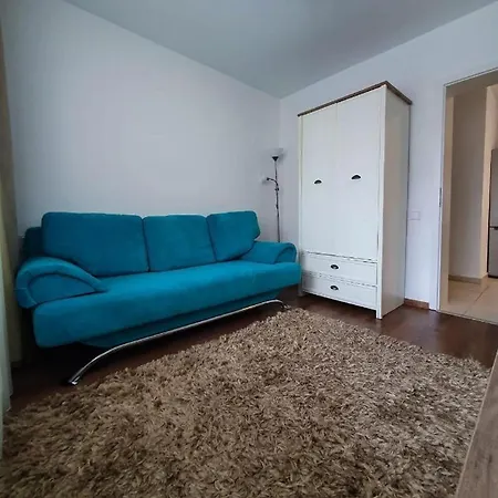 7-17 Arena Aparthotel *