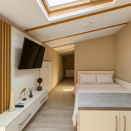 Arena 7-17 Appart hôtel