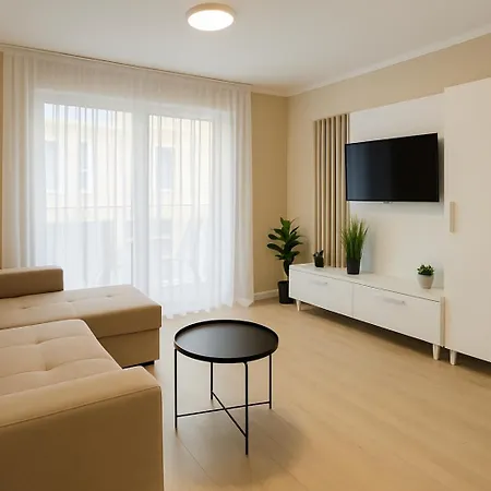 Апарт-отель Apartments 7-17 Arena Central Suites Клуж-Напока