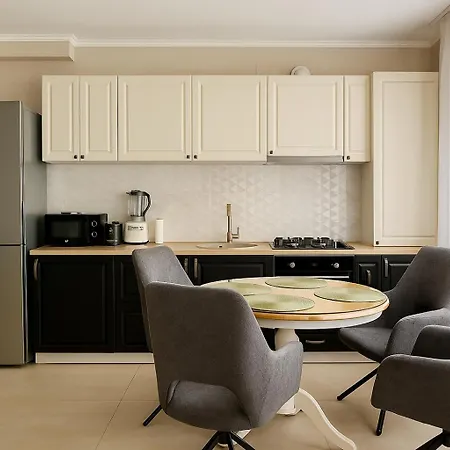 Ξενοδοχείο με διαμερίσματα Arena 7-17 4*