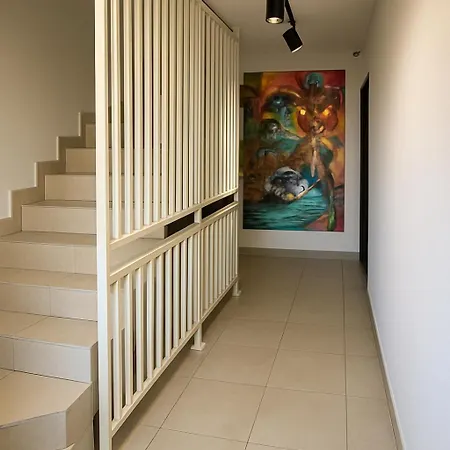 Apartments 7-17 Arena Central Suites Апарт-отель Клуж-Напока