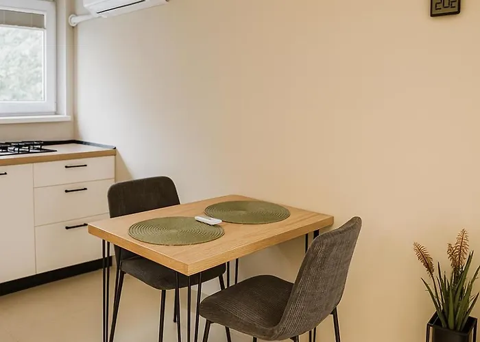 Ξενοδοχείο με διαμερίσματα Arena 7-17